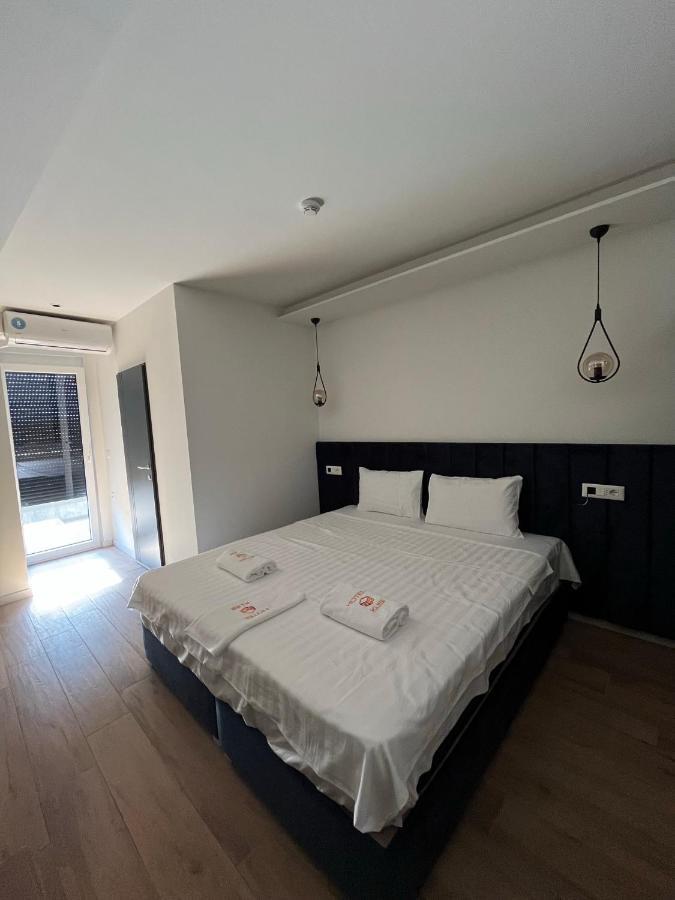 Kubi Hotel Struga Ngoại thất bức ảnh