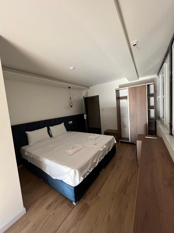 Kubi Hotel Struga Ngoại thất bức ảnh